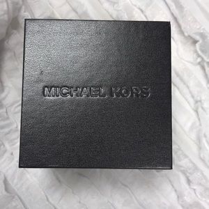 Michael Kors watch box